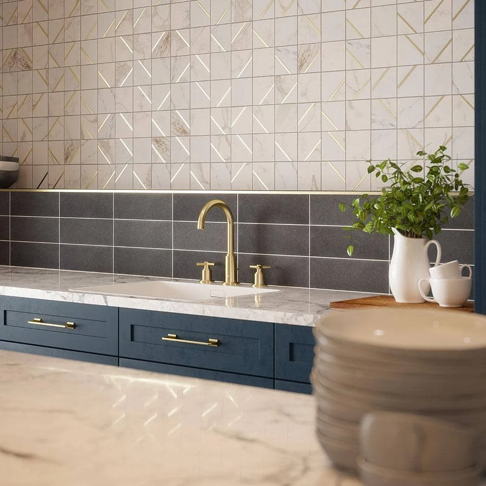 Jazzy White/Gold 11.75 in. x 11.75 in. Square Honed Calacatta Marble/Gold Metal Mosaic Tile (9.588 sq. ft./Case) by Jeffrey Court - Image 6